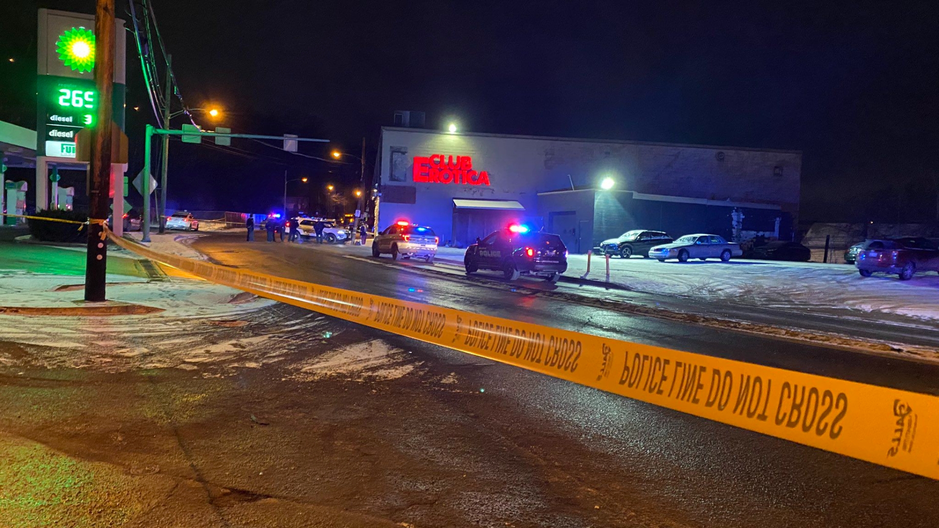 2 dead, 3 hospitalized after shooting in McKees Rocks WPXI