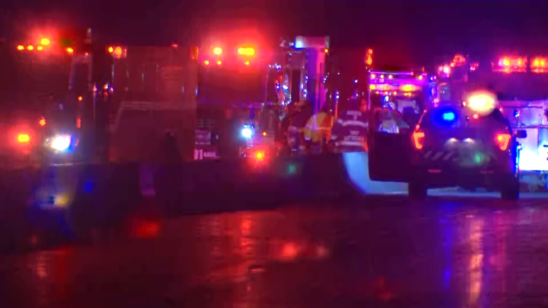 2 people taken to hospital after crash in Aliquippa WPXI