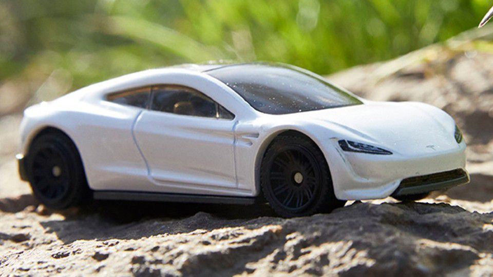 Matchbox releases Tesla Roadster toy made from 99 recycled materials