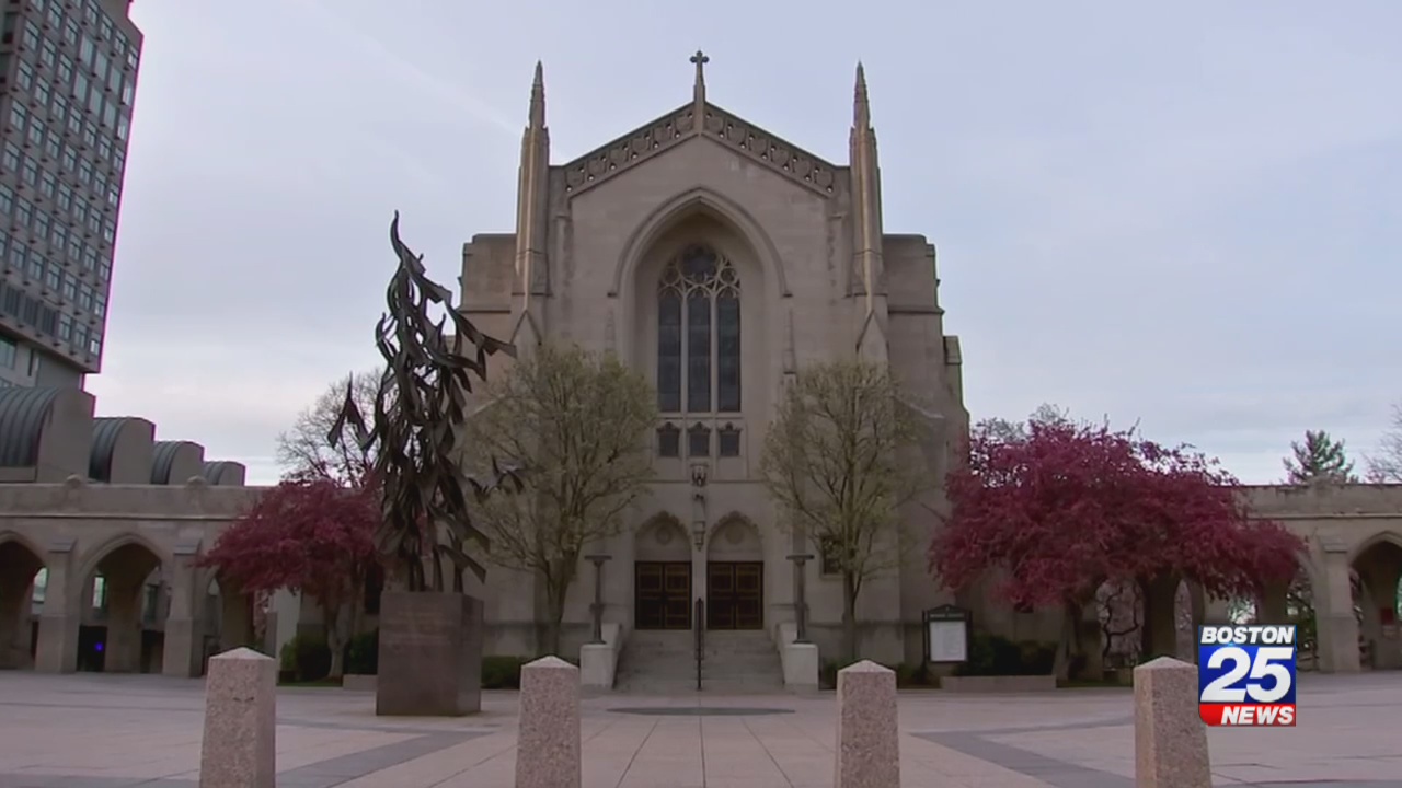 Dozens of priests trained to give last rites to coronavirus patients ...