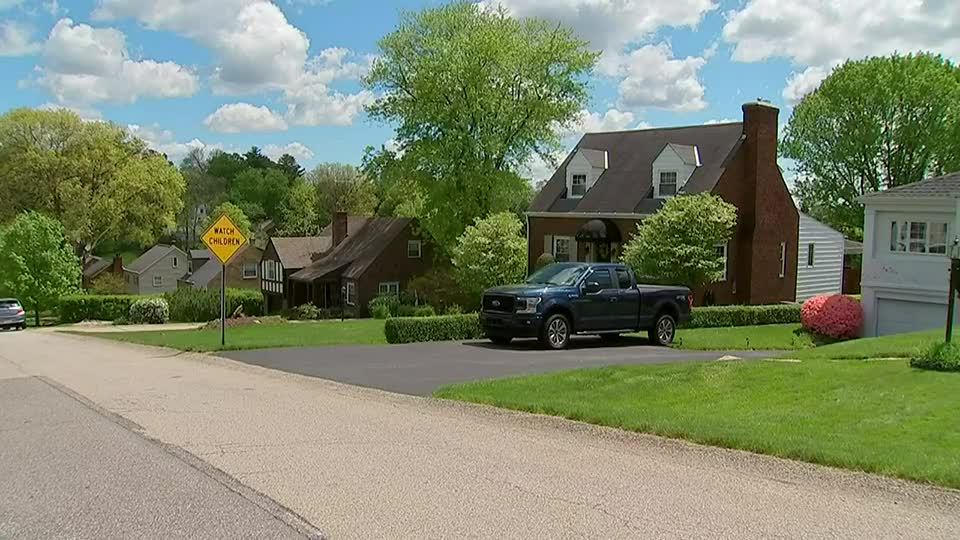 ‘It’s scary,’ Bethel Park residents on high alert after early morning