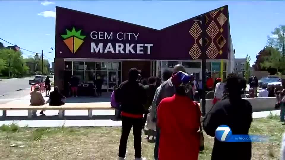 Gem City Market opens to customers after years of planning; SNAP EBT