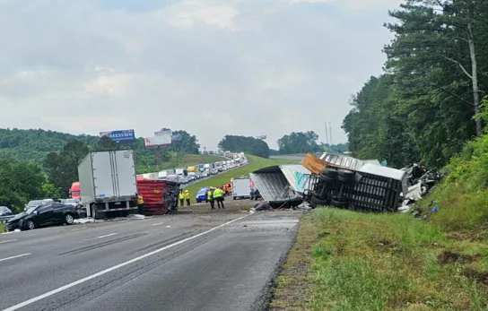 3 dead, 2 injured in tractor-trailer crash that left I-75 ...