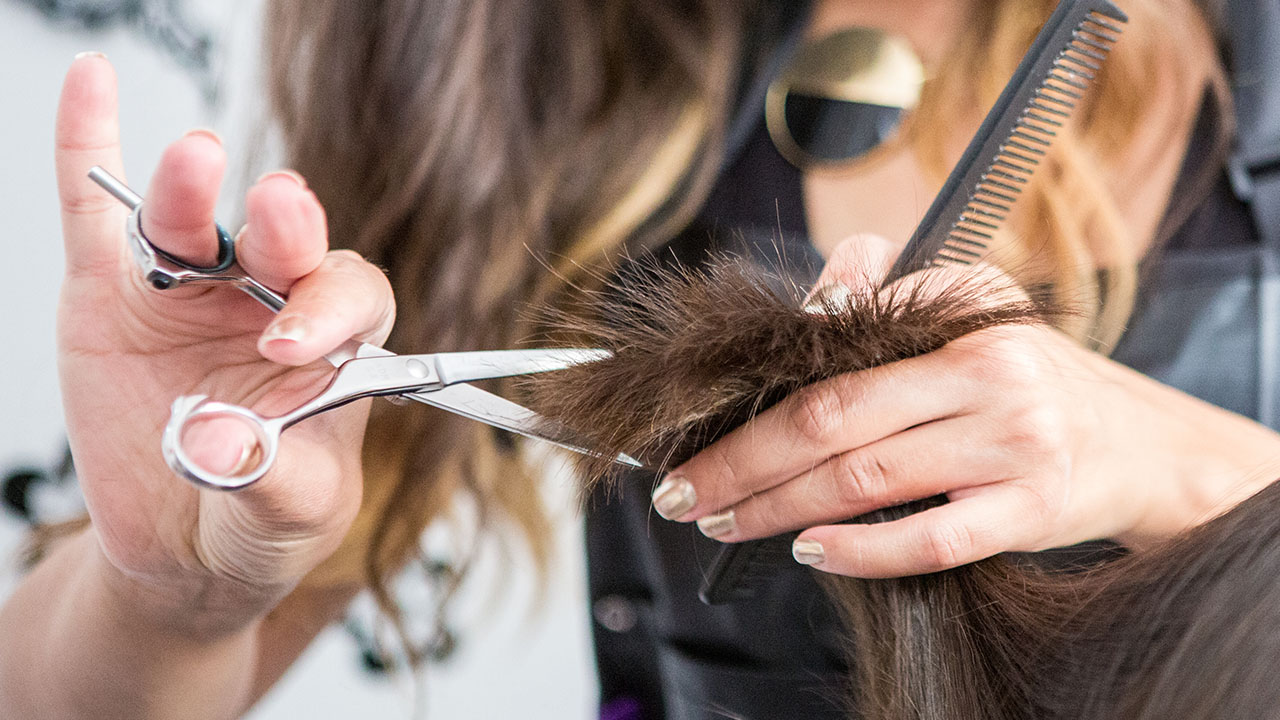 Coronavirus Two hairstylists expose 140 clients to COVID19 WSBTV