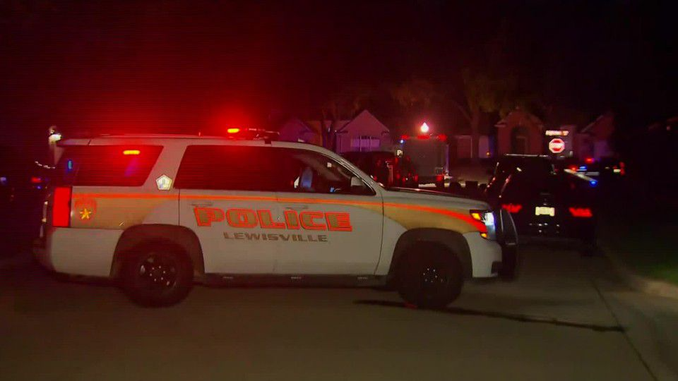 Texas Shooting 3 Police Officers Hurt Man In Custody After Standoff In Flower Mound Wftv