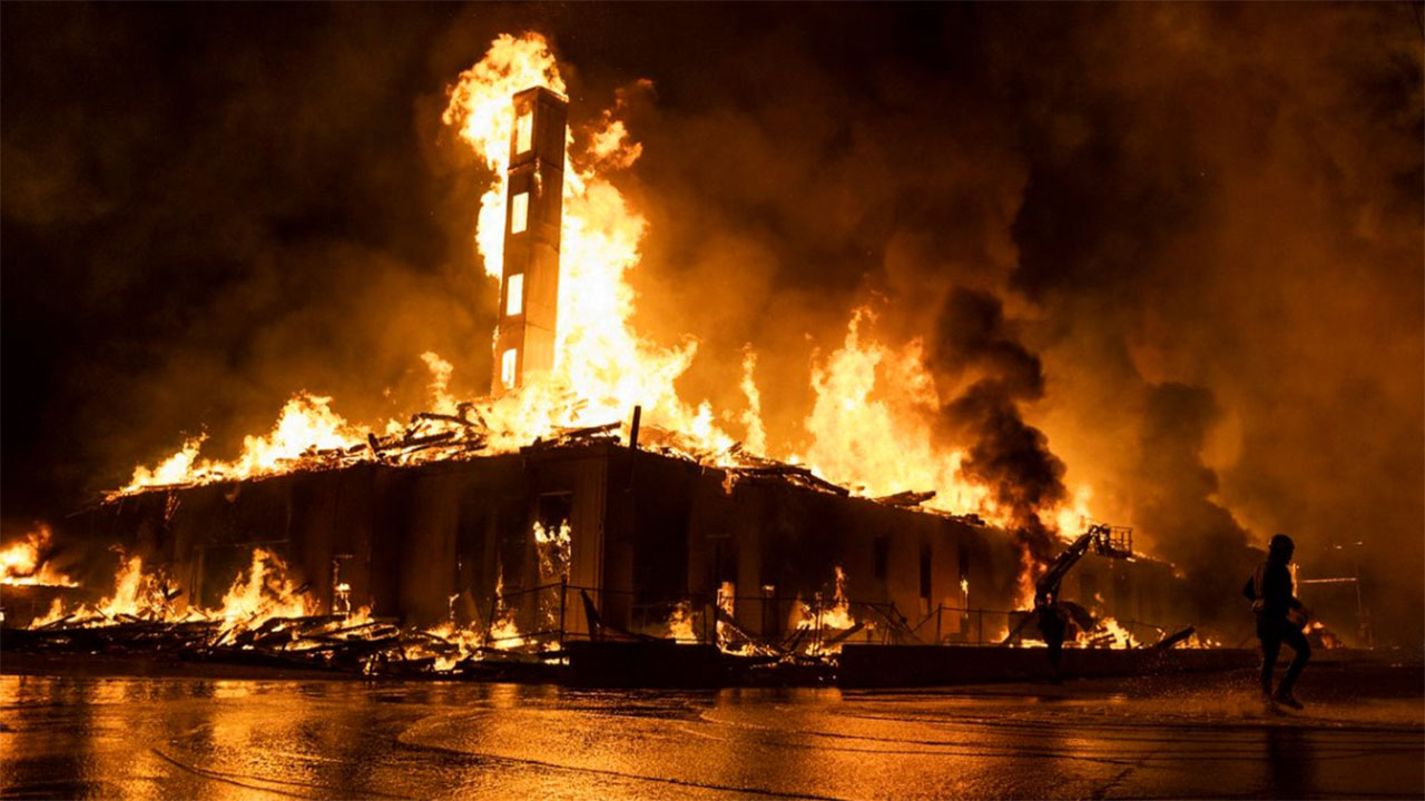 George Floyd Death Minneapolis Erupts In Violence Fires 1