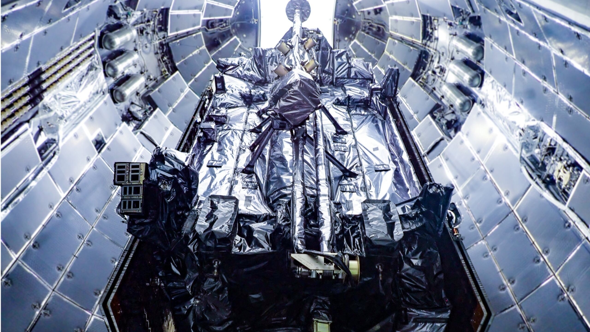 SpaceX Falcon 9 rocket launch Kennedy Space Center - WFTV