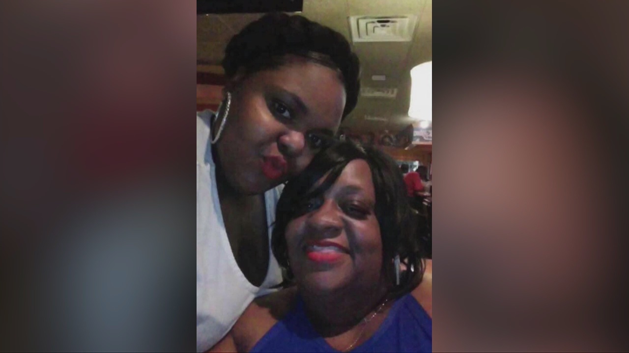 Mother warning young people after her daughter fights for her life due to COVID-19 - FOX13 Memphis