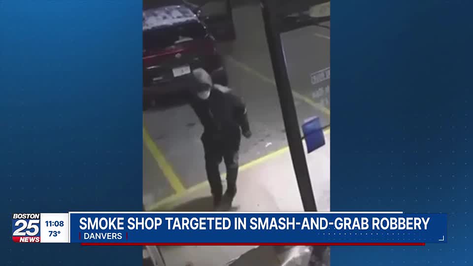 seattle tobacco shop smash-and-grab WEST CRIME WATCH: Yet another crash-and-grab at Global Smoke & Vape Smash-and-grab at Seattle smoke shop