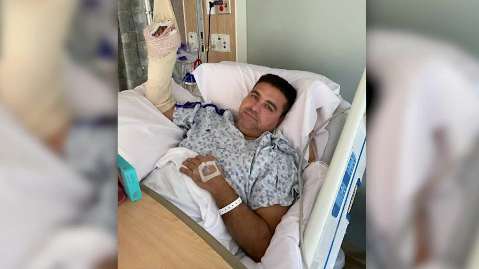 ‘Cake Boss’ Buddy Valastro injures hand in bowling alley accident