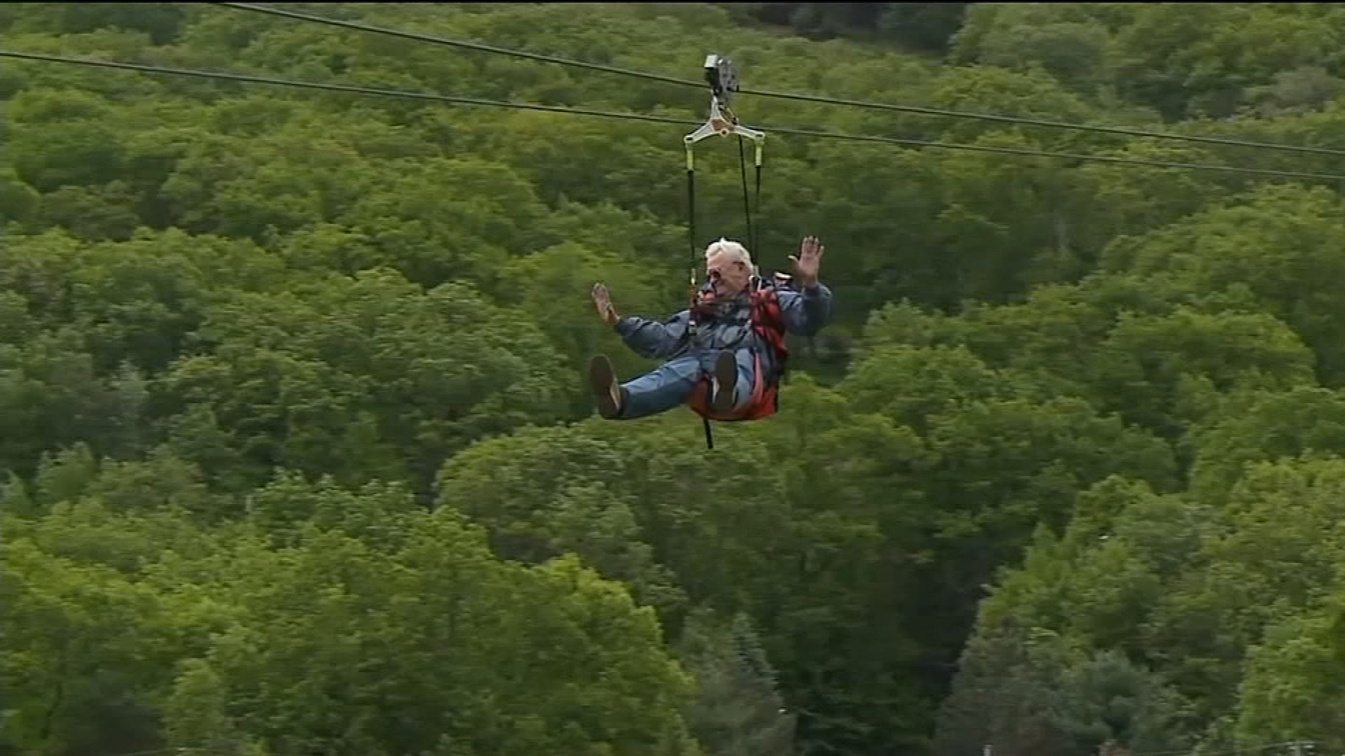 Senior citizens go zip lining through Poconos WPXI