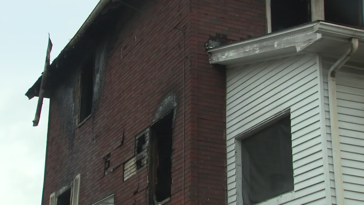 Fire destroys home in Aliquippa WPXI