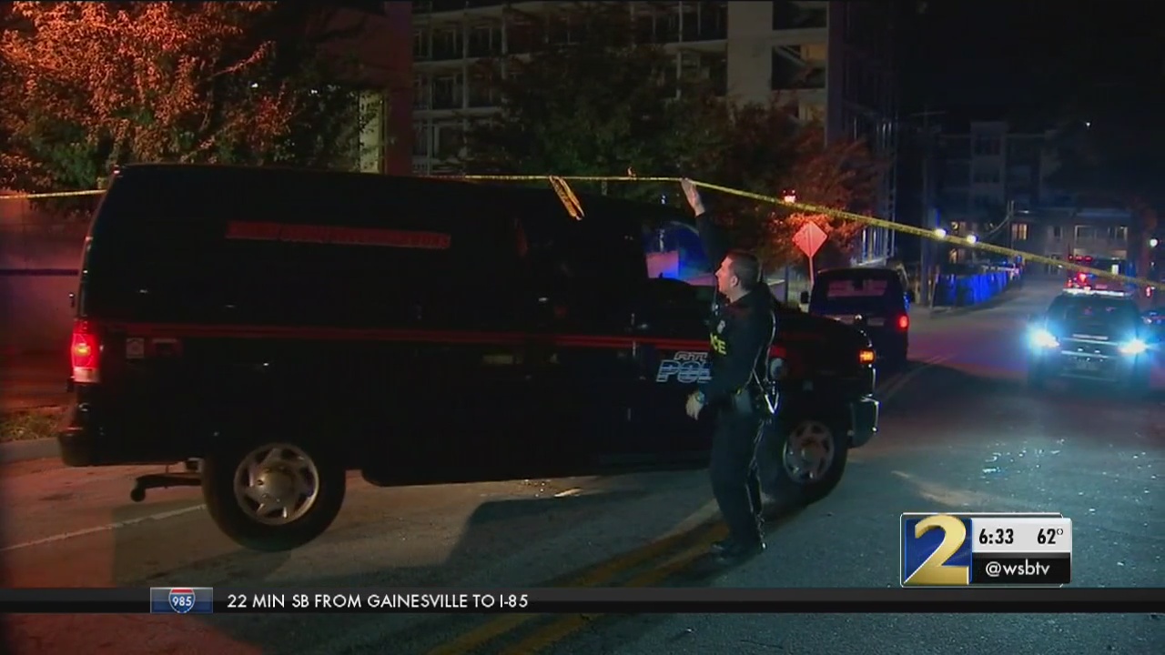 Gunman on the run after deadly double shooting at gated Buckhead apartment