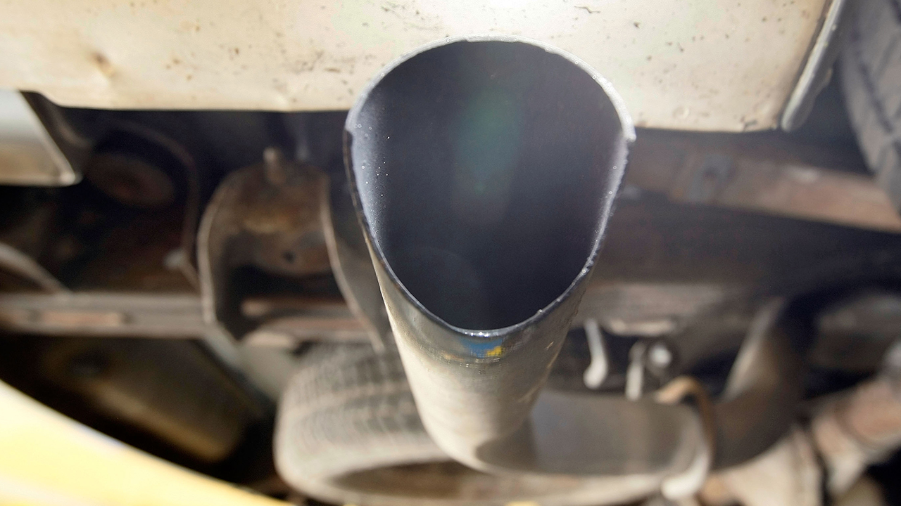 Video of woman goes viral after she gets head stuck in truck's exhaust