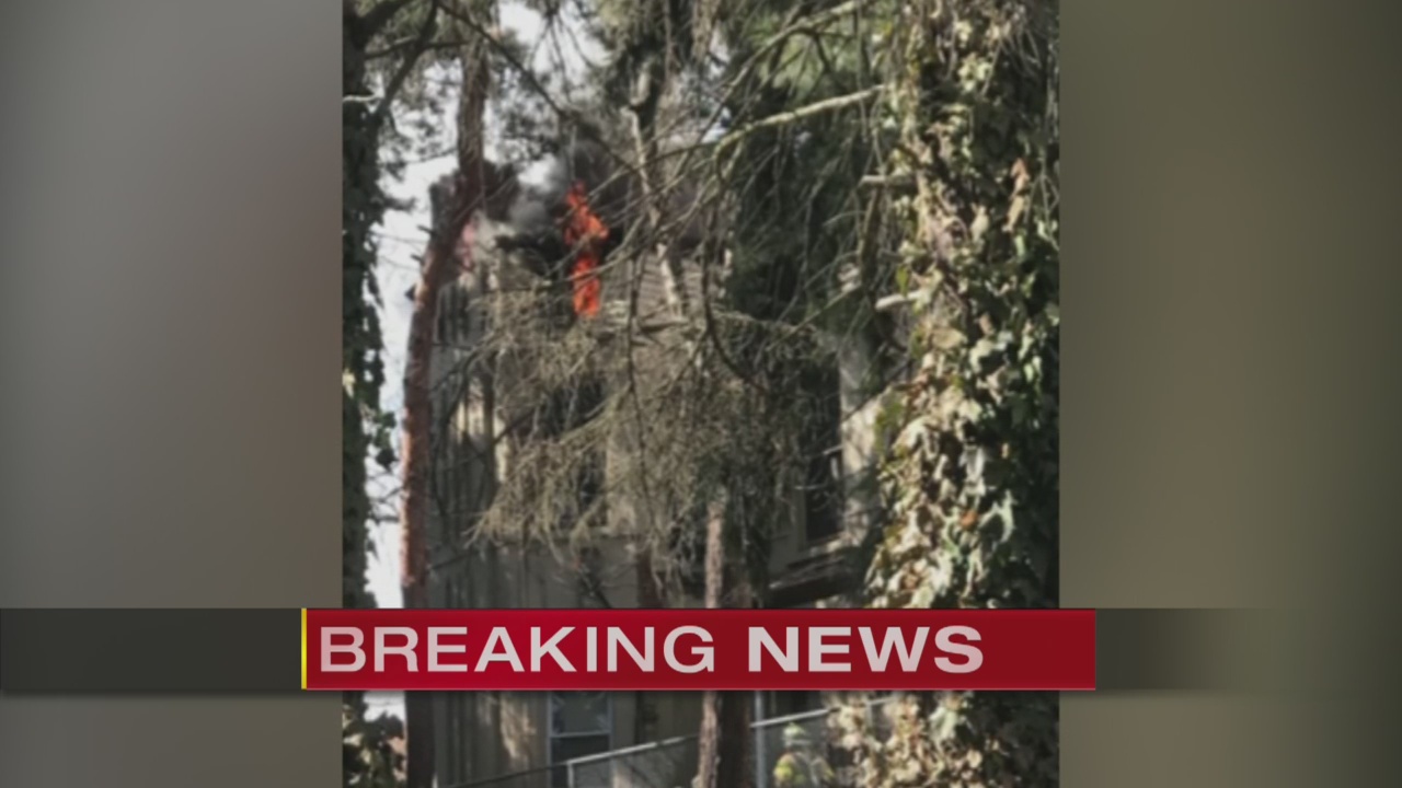 Man intentionally sets apartment on fire in Bloomfield, officials say