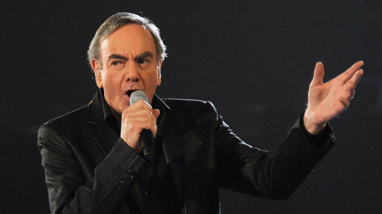 Coronavirus: 'Hands, washing hands' -- Neil Diamond alters ...