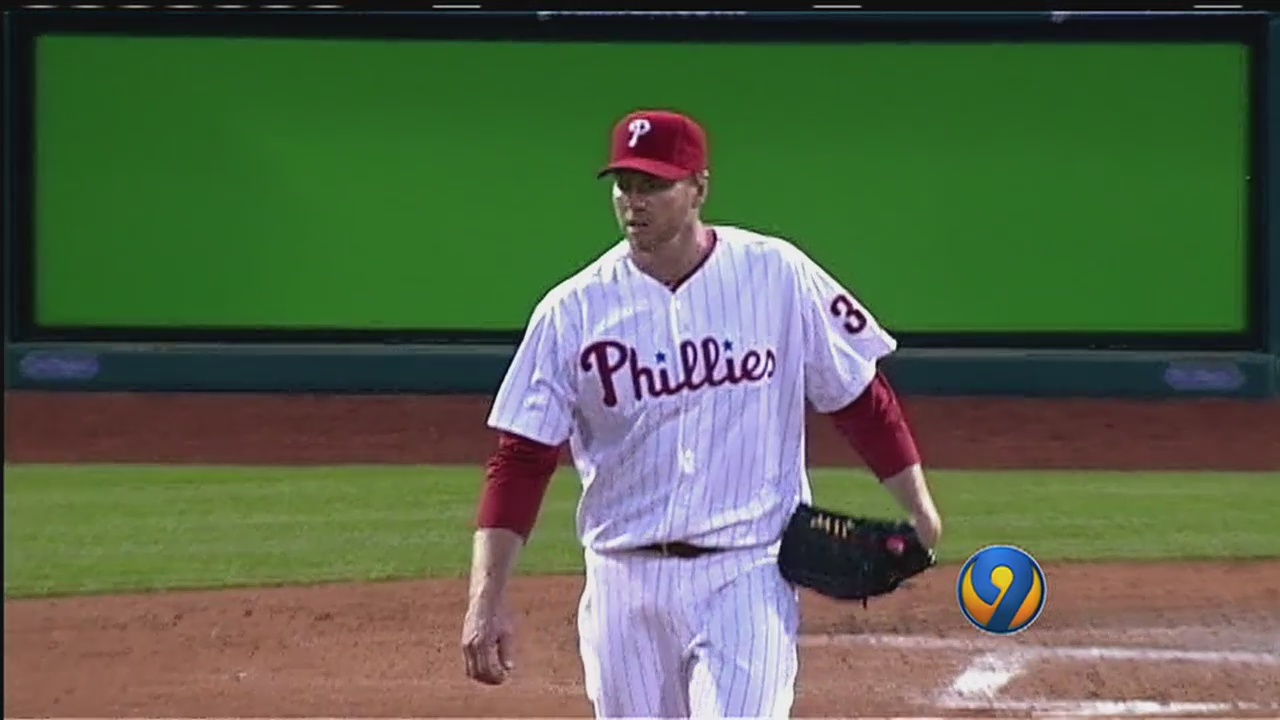 Former MLB pitcher Roy Halladay killed in plane crash off Florida coast