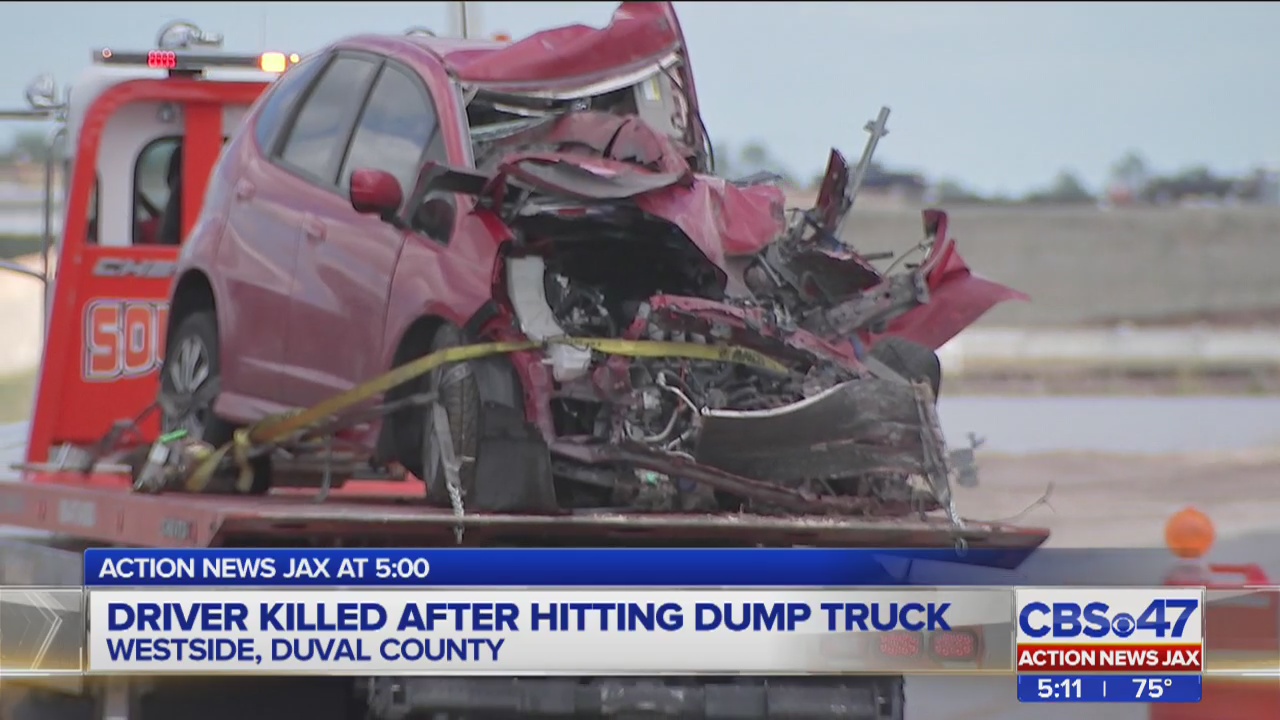 Fernandina Beach woman killed in headon crash with dump truck in