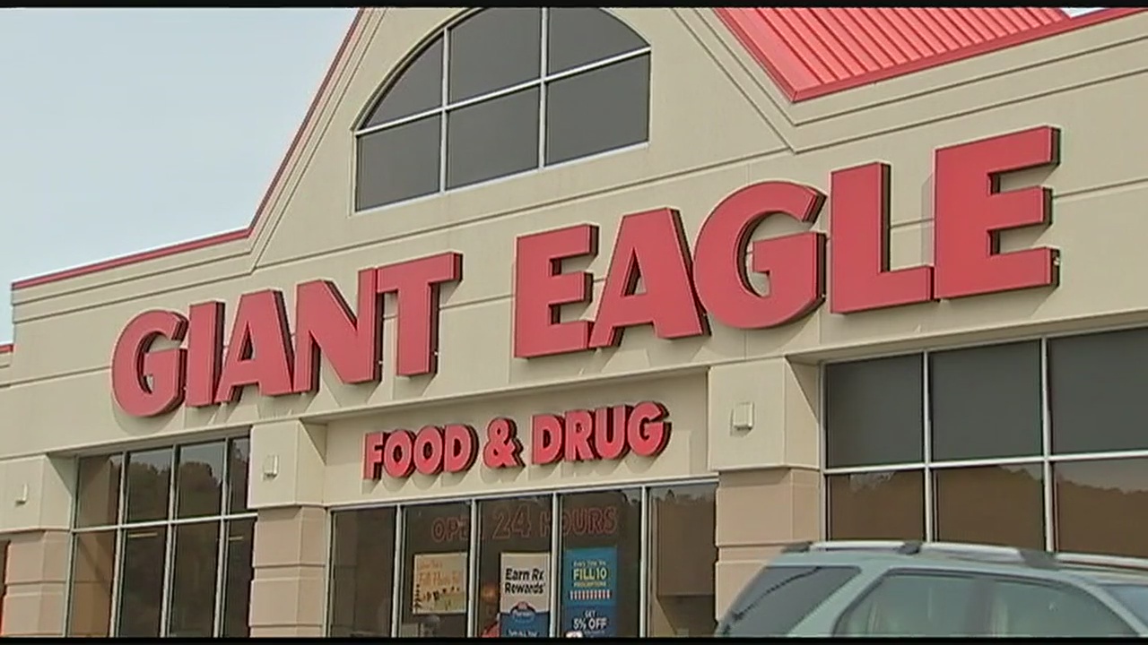 Giant Eagle cutting hundreds of jobs at corporate headquarters