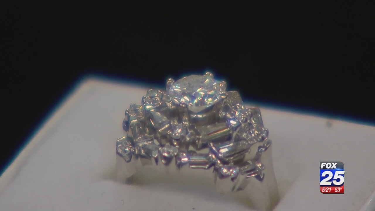 Salvation Army kicks off auction for jewelry left in red kettles