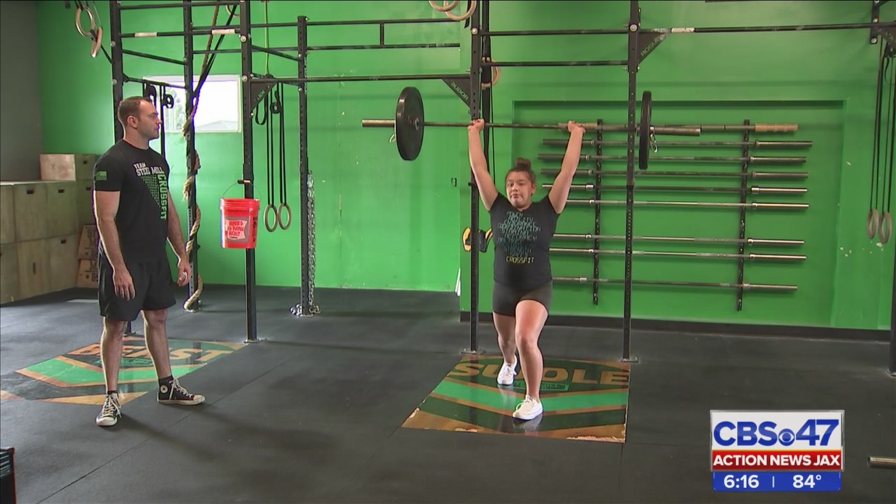 Glassboro teenage girl sets U.S. record in deadlift