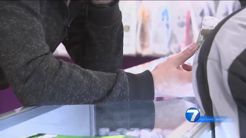 Get my goodies;' Dozens line up to buy marijuana products as legal sales  remain in flux – WHIO TV 7 and WHIO Radio
