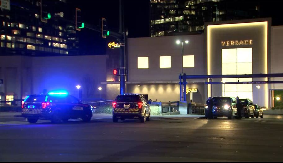 versace phipps plaza